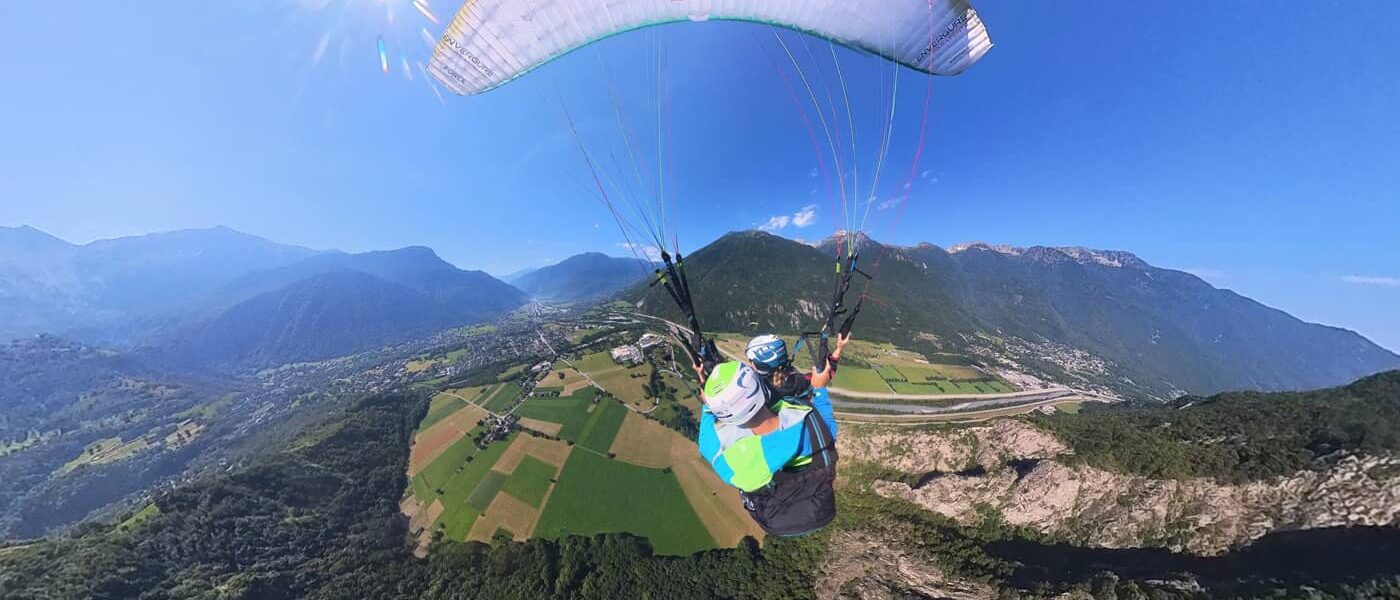 Paragliding mountain views in summer at Valmeinier